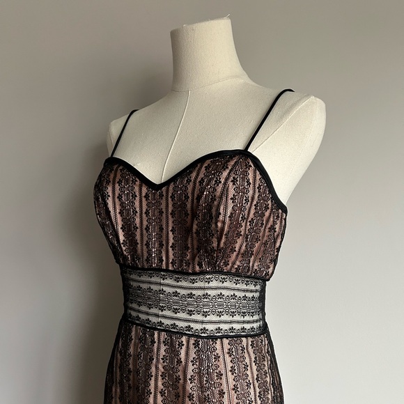 Vintage 90s Maurice’s Lace Sheer Spaghetti Strap Gown Size 9/10 Small - Picture 2 of 7